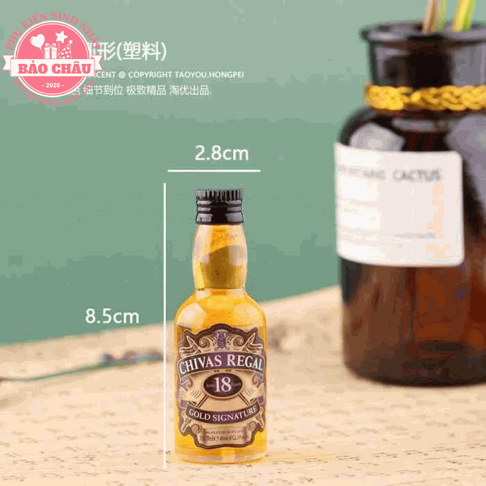 Mô hình chai Rượu Chivas Regal 18 mini trang trí bánh kem - Phụ kiện trang trí bánh kem, bánh sinh nhật